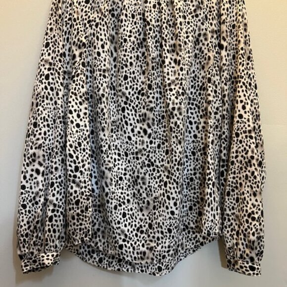 A New Day Leopard Print Blouse, Size M, Like New - Picture 8 of 9